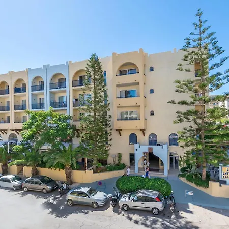 Lefkoniko Bay 3* העיירה רתימנו