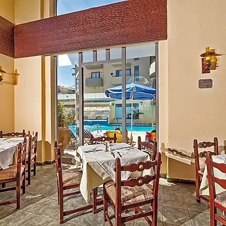 Lefkoniko Bay Hotel 3*