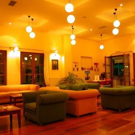 Lefkoniko Bay 3* 罗希姆诺