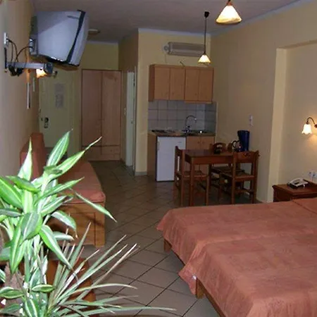 Lefkoniko Bay Hotel apartamentowy 3*