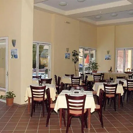 Lefkoniko Bay 酒店