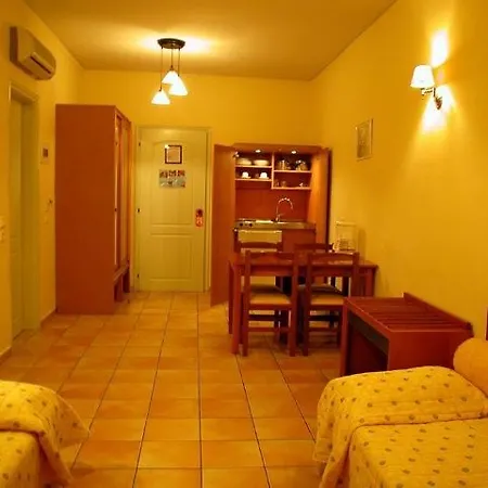 Lefkoniko Bay 3* Resmo