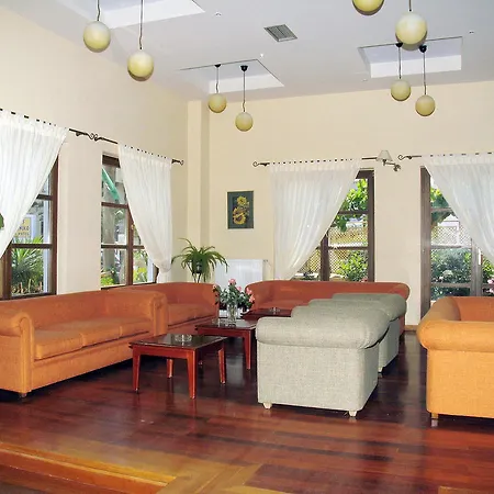 Lefkoniko Complex-beach And Bay Aparthotel