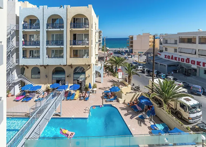 Hotel Lefkoniko Bay 3*