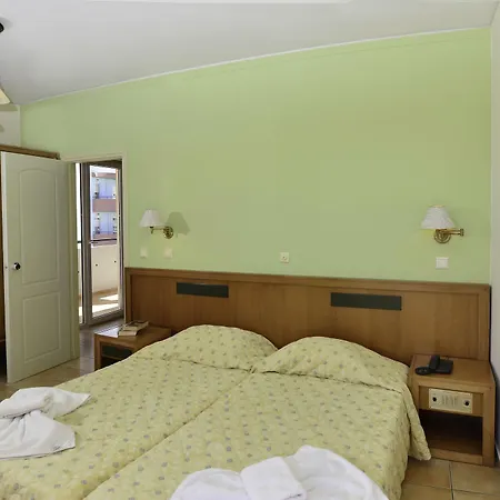 Lefkoniko Complex-beach And Bay Ретимно
