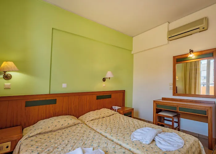 Lefkoniko Bay Hotel 3*